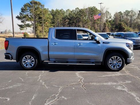 Used 2025 GMC Sierra 1500 Denali image 12