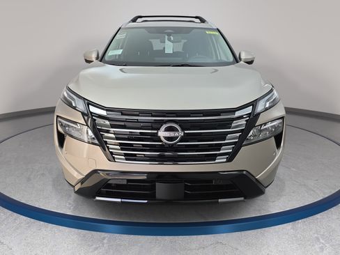 New 2026 Nissan Rogue Platinum AWD/4WD image 2