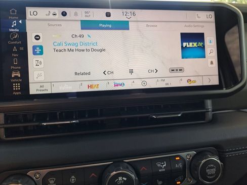 New 2025 Jeep Gladiator Mojave AWD/4WD image 10