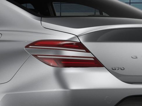 New 2026 Genesis G70 2.5T image 10