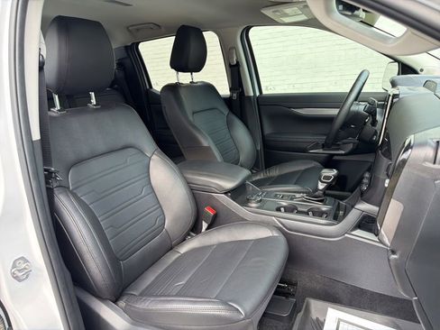 Used 2025 Ford Ranger Lariat w/ FX4 Off-Road Package AWD/4WD image 13
