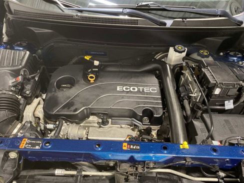 Used 2020 Chevrolet Equinox LT image 9