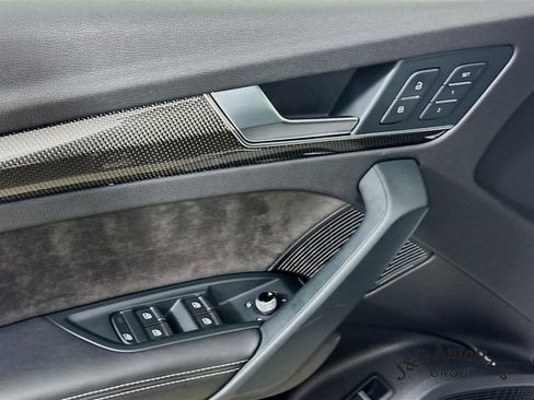 Used 2018 Audi SQ5 Premium Plus w/ S Sport Package image 23