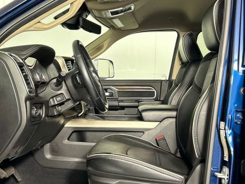 Used 2022 RAM 3500 Laramie w/ Max Tow Package image 31