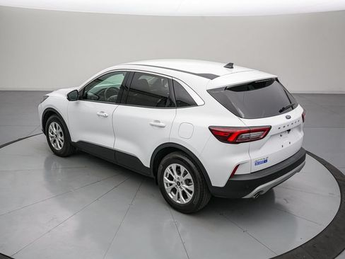 Certified 2023 Ford Escape Active w/ Tech Pack #2 FWD image 6
