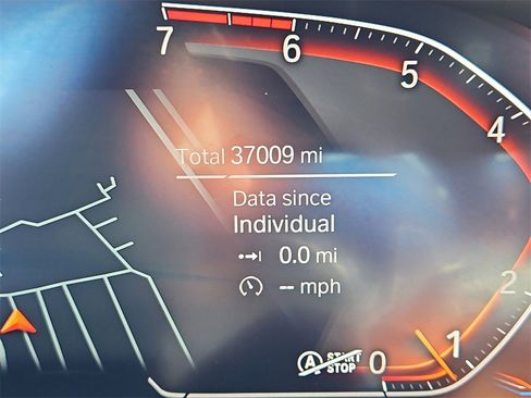 Used 2022 BMW 330i xDrive Sedan w/ Driving Assistance Package image 13