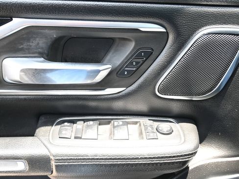 Used 2019 RAM 1500 Laramie RWD image 13