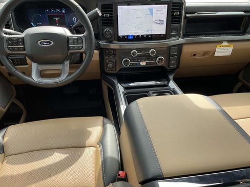 Used 2024 Ford F250 Lariat w/ Lariat Ultimate Package image 14