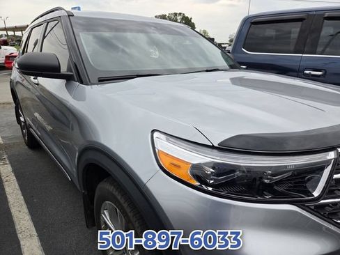 Used 2023 Ford Explorer XLT w/ Equipment Group 202A AWD/4WD image 3