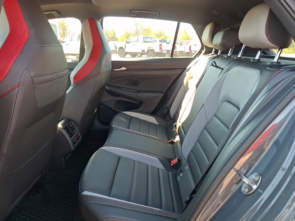 Used 2024 Volkswagen GTI Autobahn FWD image 13