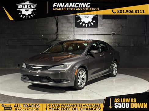 Used 2015 Chrysler 200 S image 1