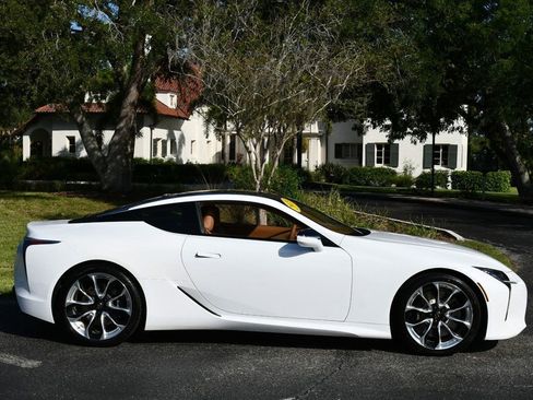 Used 2019 Lexus LC 500 Coupe w/ Sport Package RWD image 33