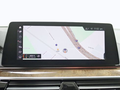 Used 2019 BMW M550i xDrive w/ Dynamic Handling Package image 19