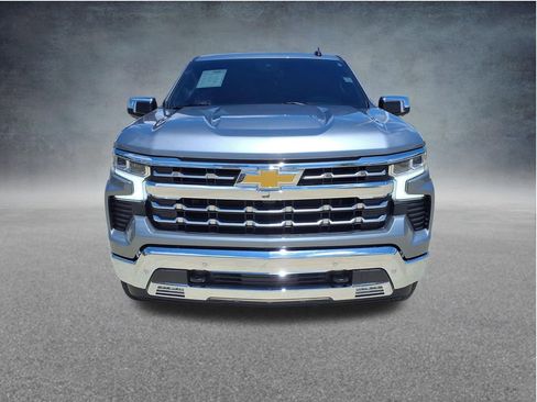 Used 2025 Chevrolet Silverado 1500 LTZ w/ Z71 Off-Road Package AWD/4WD image 2