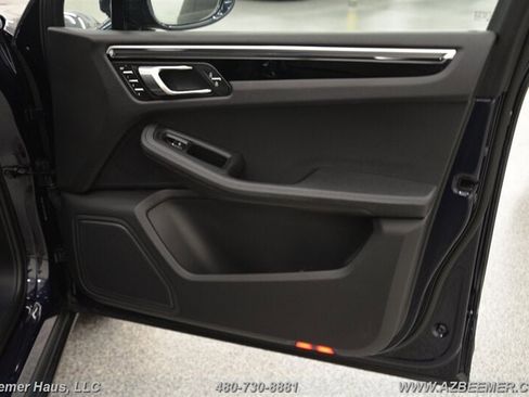 Used 2023 Porsche Macan image 39