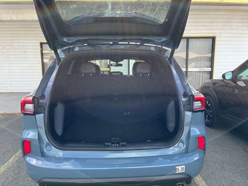 Used 2023 Ford Escape ST-Line image 31