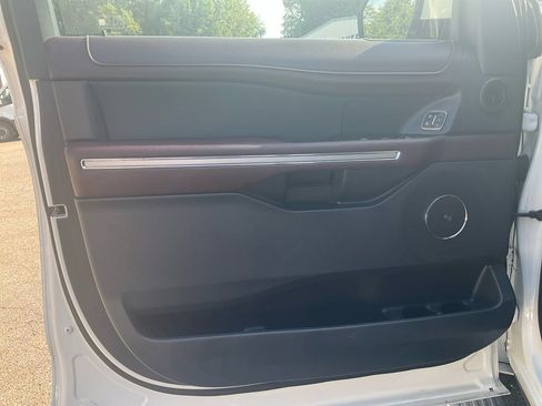 Used 2022 Ford Expedition Max Limited RWD image 17