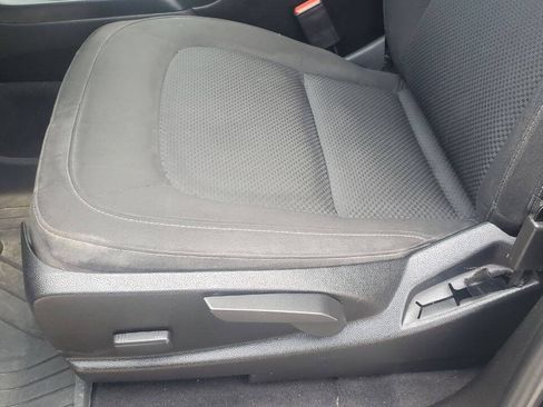 Used 2020 Chevrolet Colorado LT w/ Redline Special Edition RWD image 10