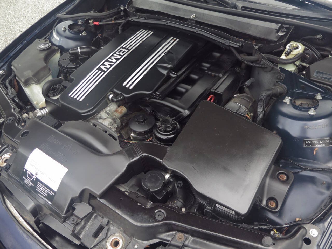 Used 2005 BMW 325i Sedan RWD image 19