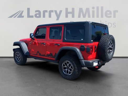 New 2025 Jeep Wrangler Rubicon w/ Steel Bumper Group image 3