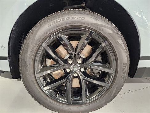Used 2026 Land Rover Range Rover Velar Dynamic SE image 8