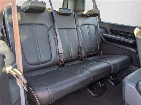 Used 2024 Jeep Grand Wagoneer L Series II w/ Quick Order Packagew 28T AWD/4WD image 19