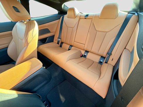 Used 2025 BMW M440i Coupe image 21