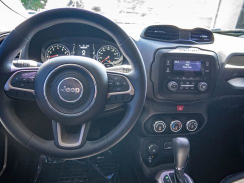 Used 2017 Jeep Renegade Sport w/ Power & Air Group AWD/4WD image 19