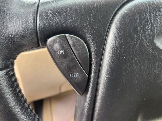 Used 2004 Ford Escape XLT AWD/4WD image 11