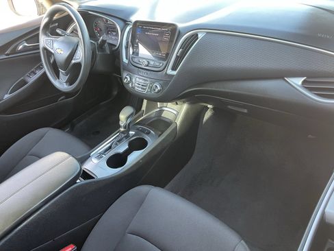 Used 2024 Chevrolet Malibu LT FWD image 13