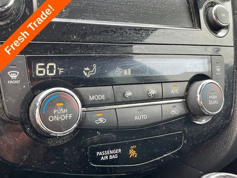 Used 2019 Nissan Rogue SV FWD image 21