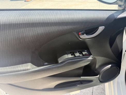 Used 2012 Honda Fit Sport image 16