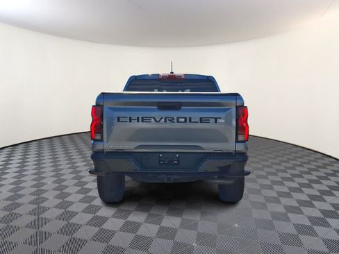 Used 2024 Chevrolet Colorado Z71 w/ Z71 Convenience Package 2 AWD/4WD image 6