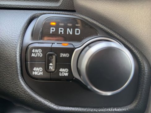 Used 2020 RAM 1500 Big Horn AWD/4WD image 19