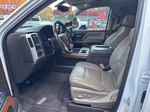 Used 2018 GMC Sierra 1500 SLT w/ SLT Premium Package image 8