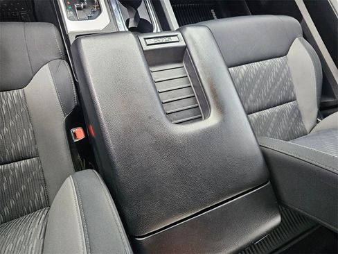 Used 2020 Toyota Tundra SR5 image 29