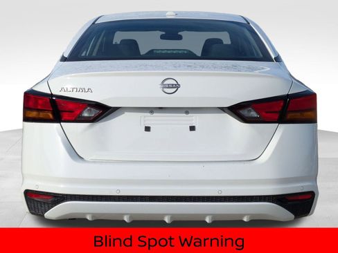 Used 2025 Nissan Altima 2.5 S image 7
