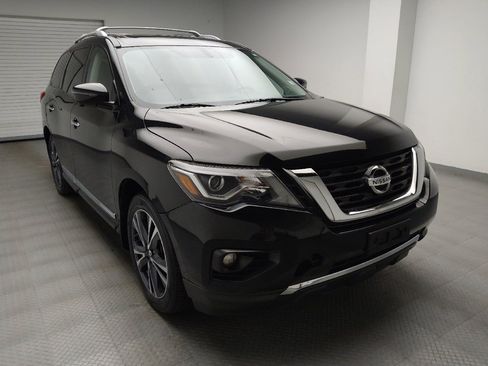 Used 2018 Nissan Pathfinder Platinum w/ Cargo Package AWD/4WD image 13