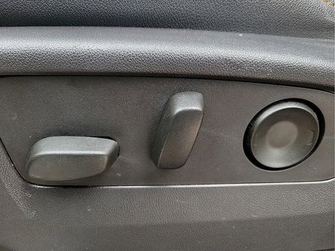 Used 2024 GMC Sierra 1500 AT4 w/ Technology Package image 14