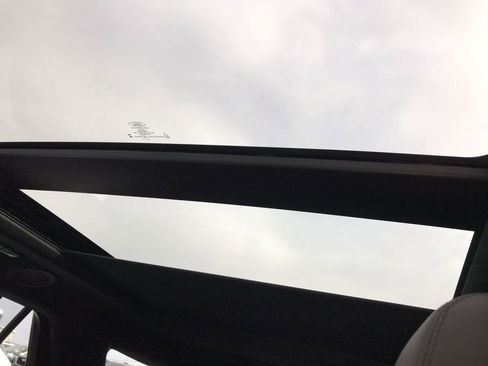 Used 2025 Ford Explorer Platinum w/ Ultimate Package image 22