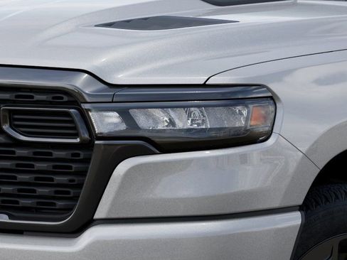 New 2026 RAM 1500 Express image 16