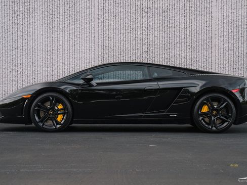 Used 2011 Lamborghini Gallardo LP 550-2 Bicolore image 15