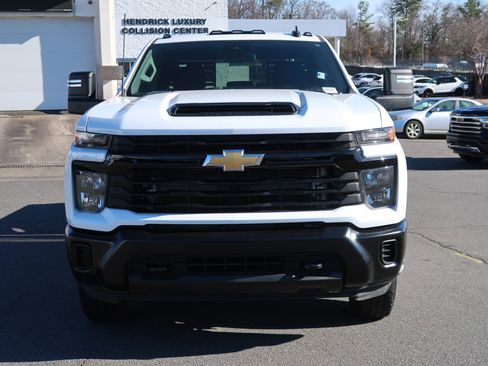 Used 2024 Chevrolet Silverado 3500 W/T w/ WT Convenience Package image 3