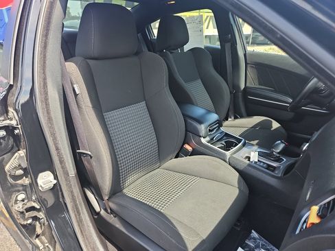 Used 2023 Dodge Charger GT image 9