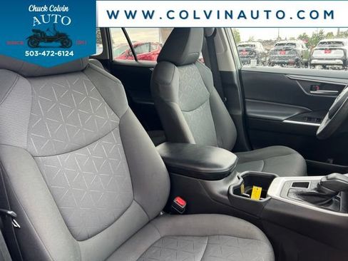 Used 2023 Toyota RAV4 XLE AWD/4WD image 22
