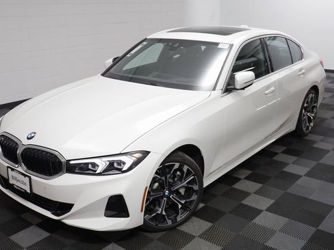 Certified 2025 BMW 330i xDrive Sedan w/ Premium Package image 2