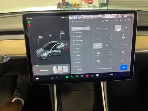 Used 2020 Tesla Model 3 Standard Range Plus RWD image 28