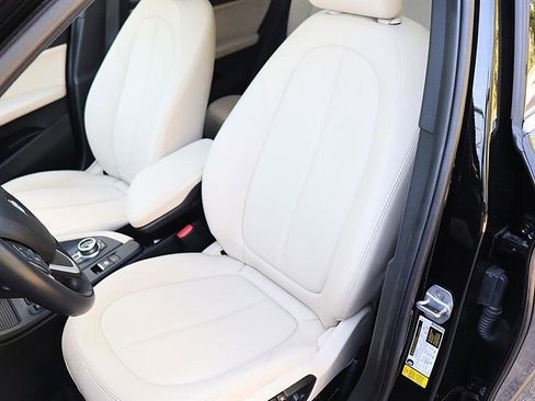 Used 2018 BMW X1 sDrive28i image 10