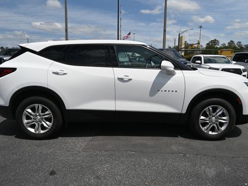 Used 2021 Chevrolet Blazer LT FWD image 11