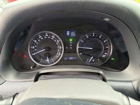 Used 2012 Lexus IS 250C image 33